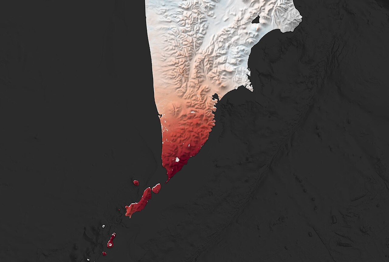 NASA ARIA map showing measured ground displacement along the Kamchatka Peninsula after the 2025 earthquake.